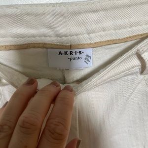 Akris Punto size 4